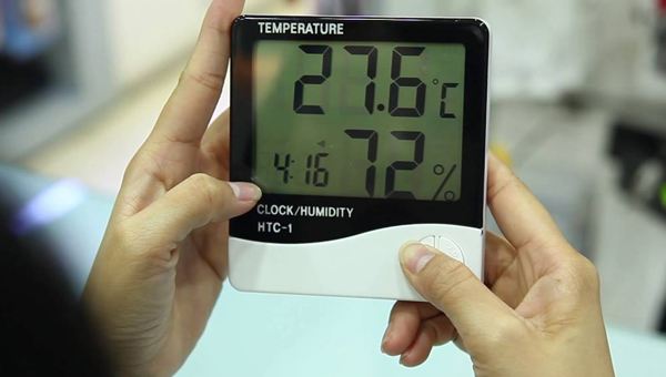 Đồng hồ đo nhiệt độ độ ẩm trong không khí